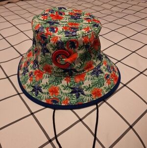 Chicago Cubs New Era Hawaiian Bucket Hat